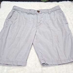 Penguin by Munsing wear. Gray men's shorts, multiple pockets size 32